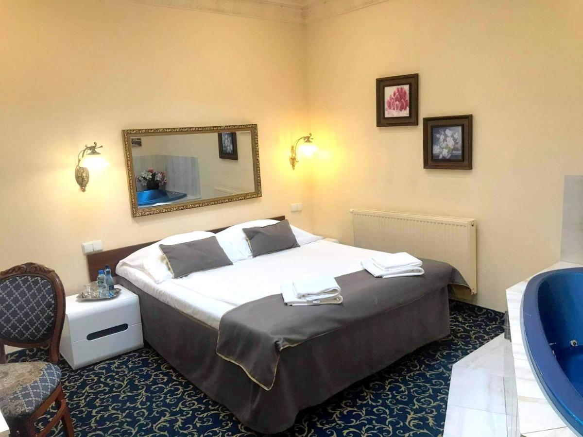 Michałowice Hotel Venecia Palace מראה חיצוני תמונה