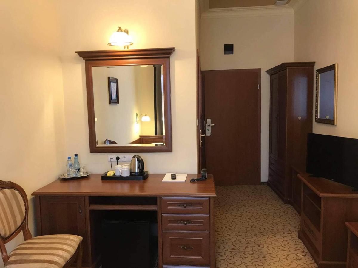 Michałowice Hotel Venecia Palace מראה חיצוני תמונה