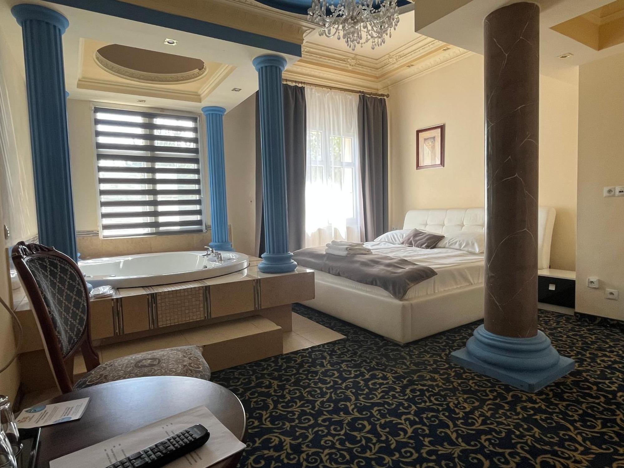 Michałowice Hotel Venecia Palace מראה חיצוני תמונה