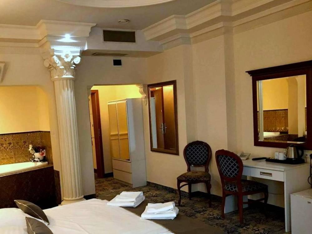 Michałowice Hotel Venecia Palace מראה חיצוני תמונה