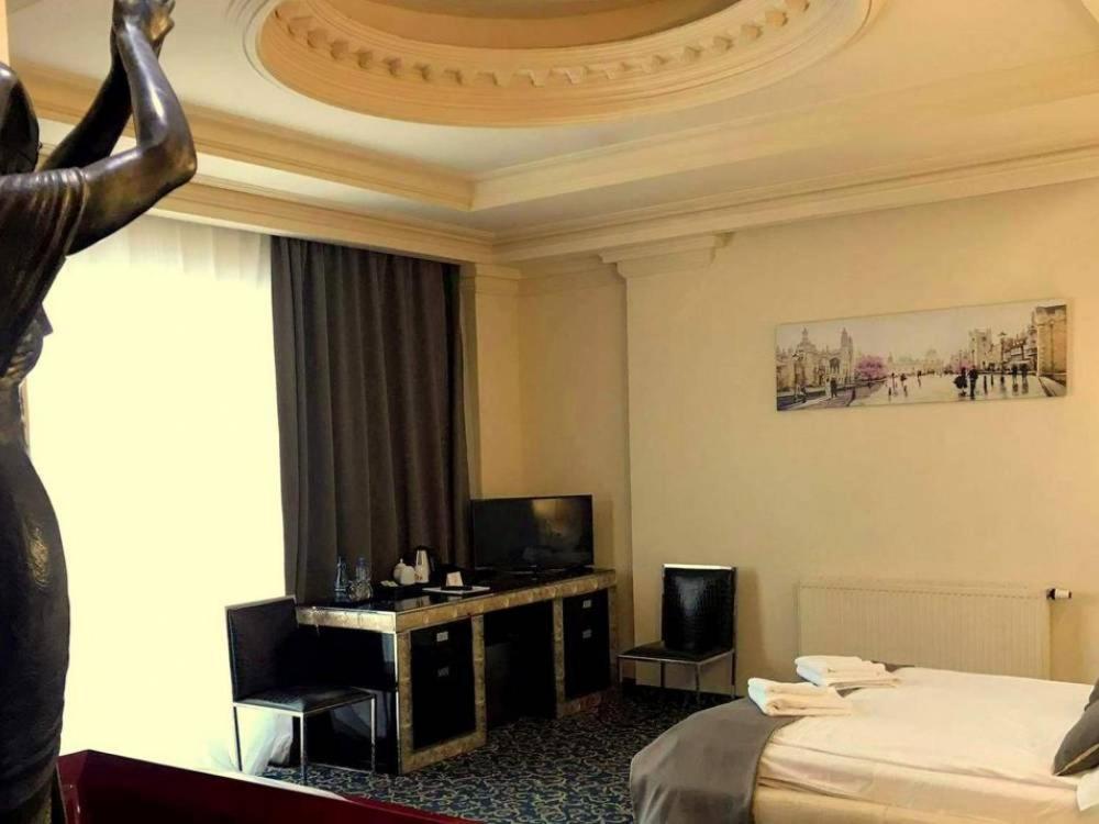 Michałowice Hotel Venecia Palace מראה חיצוני תמונה