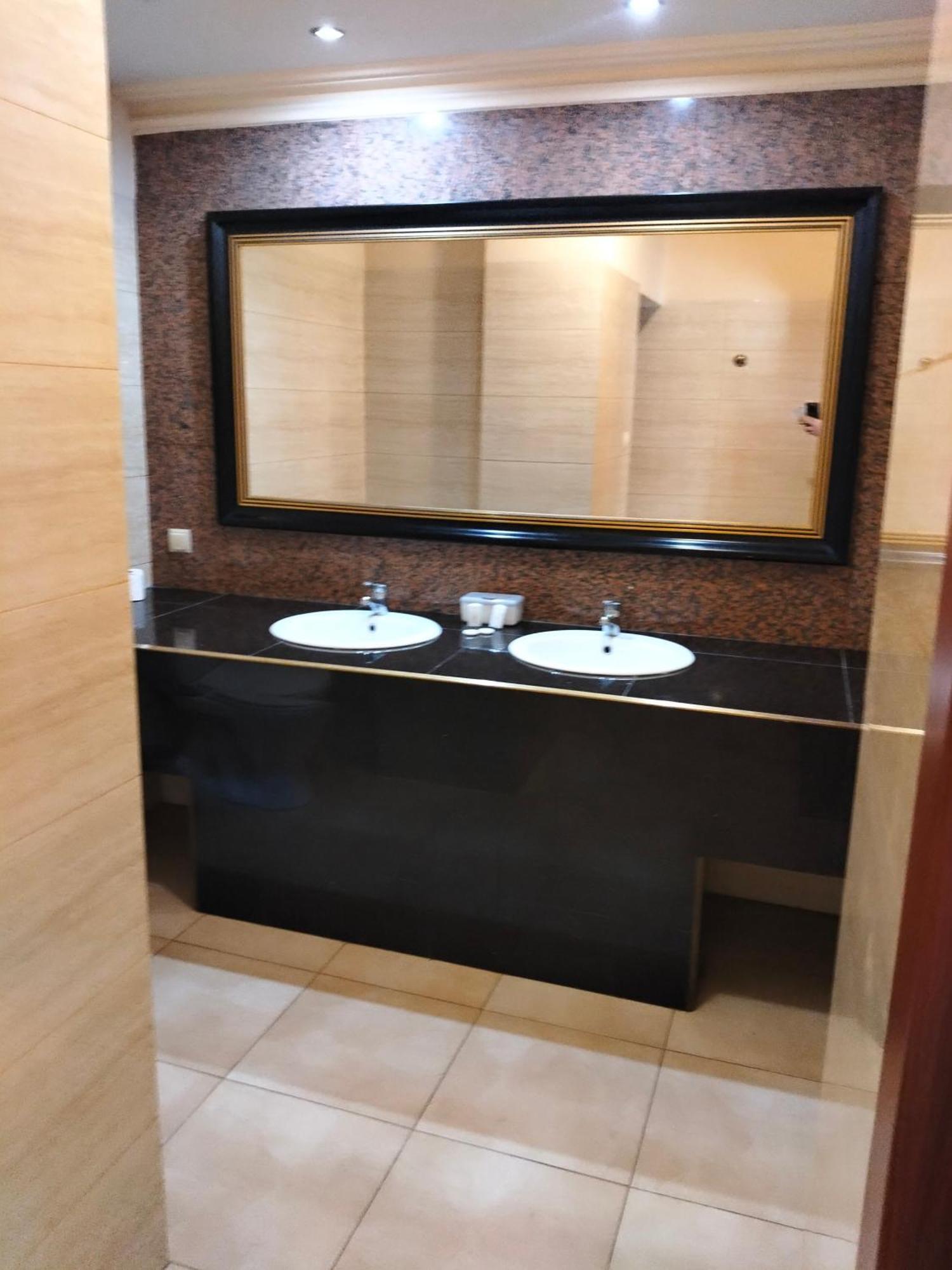 Michałowice Hotel Venecia Palace מראה חיצוני תמונה